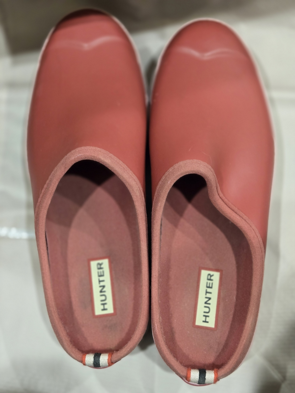 Hunter Women's Coral Pink Slip-On Mules size 10